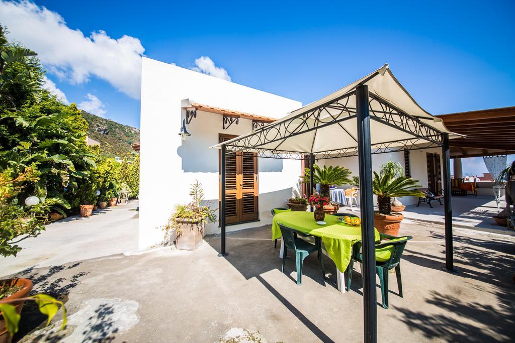 Casa Papiro Bed and Breakfast Λίπαρι Εξωτερικό φωτογραφία