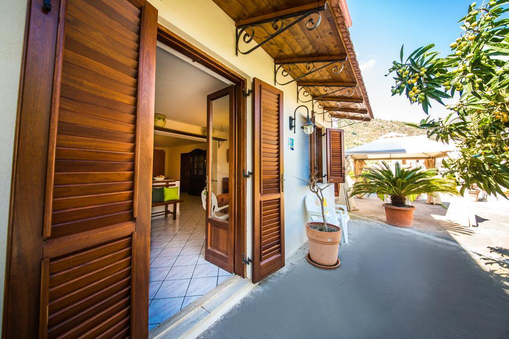 Casa Papiro Bed and Breakfast Λίπαρι Εξωτερικό φωτογραφία